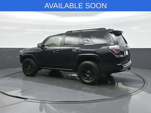 Used 2024 Toyota 4Runner TRD Off-Road Premium w/ Moonroof Package AWD/4WD image 5
