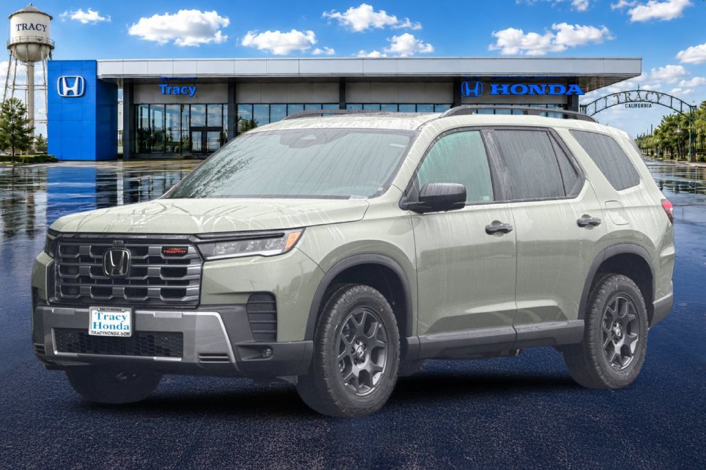 New 2026 Honda Pilot TrailSport image 14