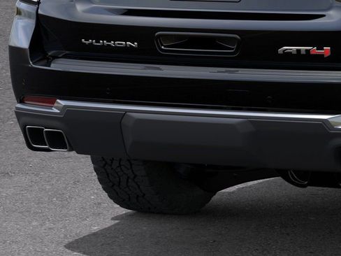 New 2026 GMC Yukon AT4 AWD/4WD image 14