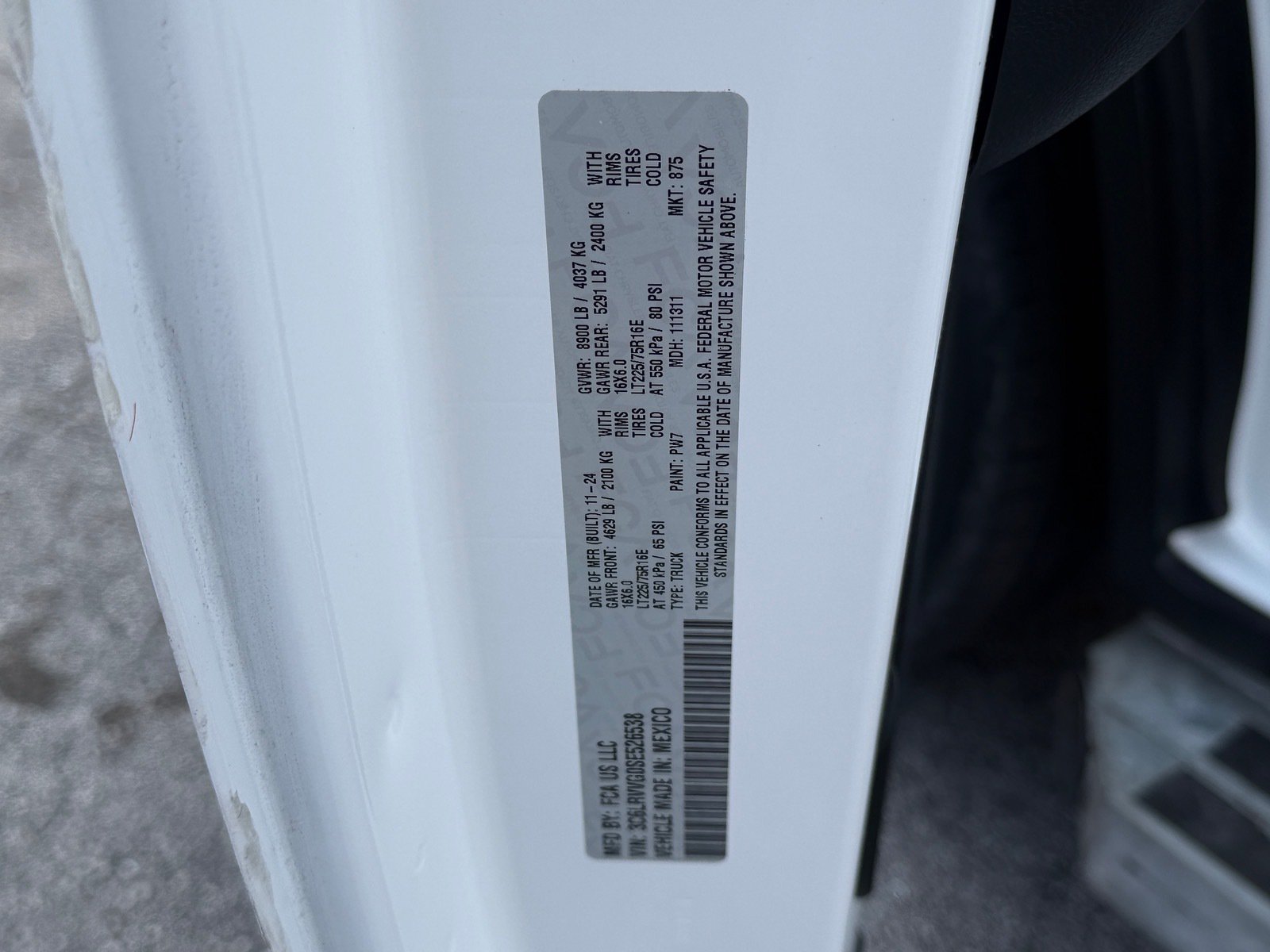 Used 2025 RAM ProMaster 2500 w/ U-Haul Equipment Group FWD image 21