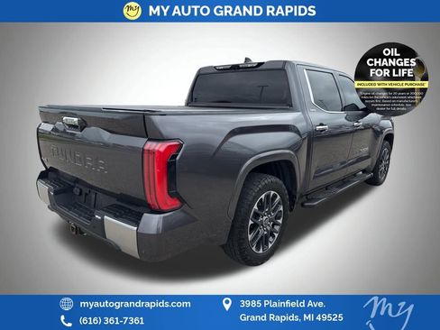Used 2022 Toyota Tundra Limited image 7