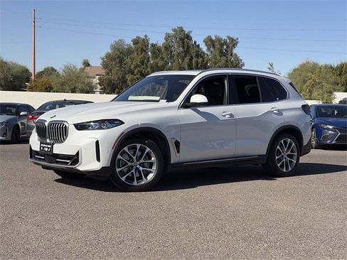 Used 2024 BMW X5 xDrive40i image 2