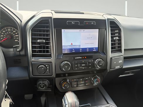 Used 2020 Ford F150 XLT w/ Equipment Group 302A Luxury AWD/4WD image 8