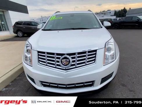 Used 2016 Cadillac SRX FWD image 3