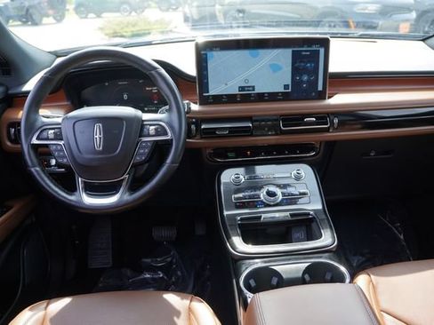 Used 2022 Lincoln Nautilus Reserve w/ Equipment Group 201A AWD/4WD image 21