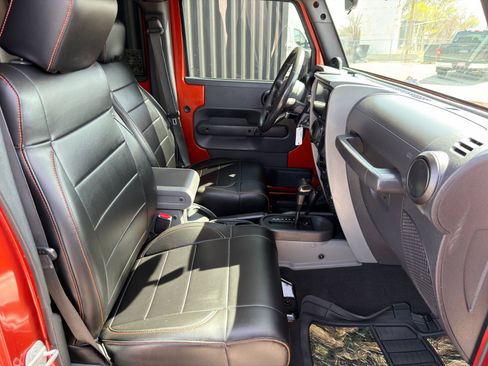 Used 2009 Jeep Wrangler Unlimited Rubicon w/ Trailer Tow Group image 30