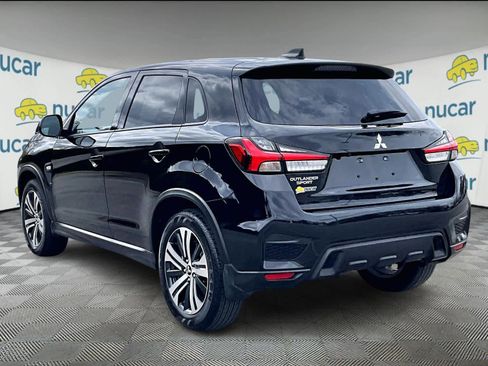 Used 2025 Mitsubishi Outlander Sport ES AWD/4WD image 4
