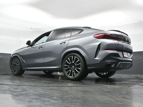 Used 2024 BMW X6 xDrive40i w/ Premium Package image 50