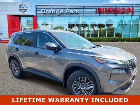 Used 2023 Nissan Rogue S AWD/4WD image 1
