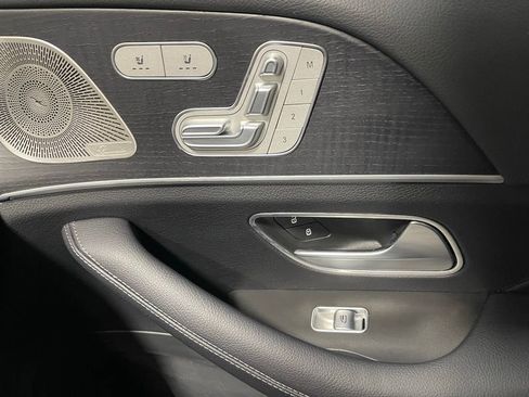 Certified 2023 Mercedes-Benz GLS 450 4MATIC image 28