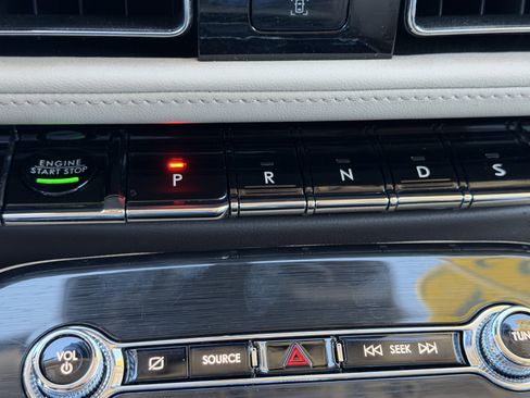 Used 2023 Lincoln Nautilus Reserve w/ Equipment Group 202A image 24