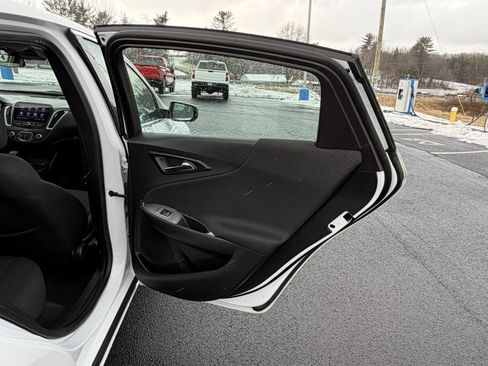 Used 2024 Chevrolet Malibu LT image 16