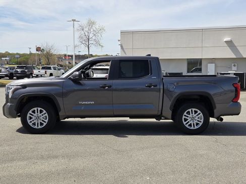 Used 2025 Toyota Tundra SR5 RWD image 2
