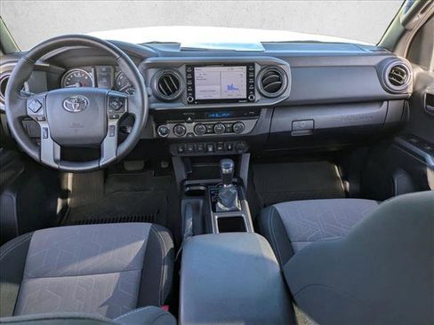 Used 2023 Toyota Tacoma TRD Sport image 15