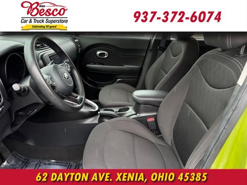 Used 2018 Kia Soul FWD image 10