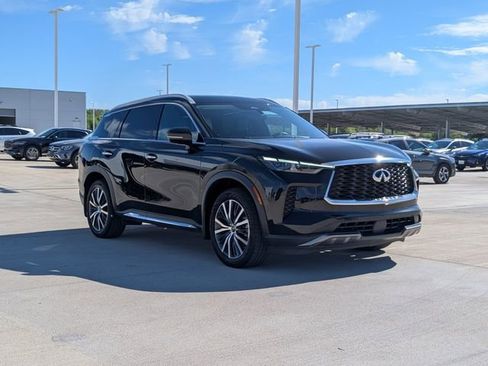 Used 2023 INFINITI QX60 Sensory w/ Vision Package AWD/4WD image 7