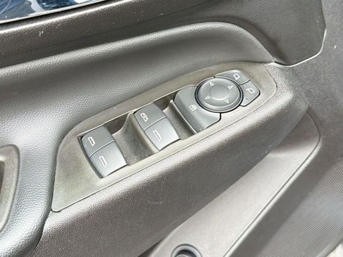 Used 2024 Chevrolet Equinox LT FWD image 20