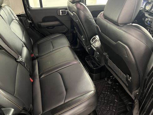 Used 2024 Jeep Wrangler Sahara w/ Technology Group image 21