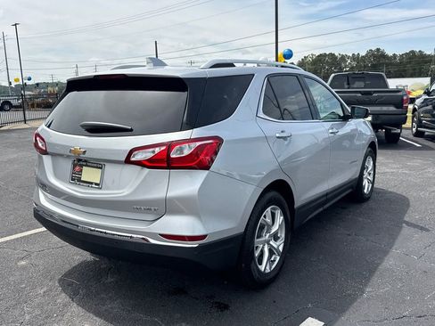Used 2020 Chevrolet Equinox Premier w/ LPO, Floor Liner Package FWD image 6