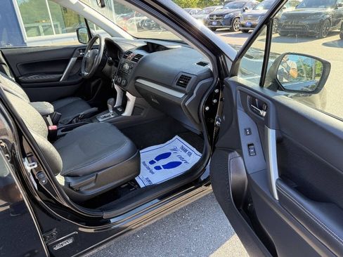 Used 2014 Subaru Forester 2.5i Limited AWD/4WD image 10