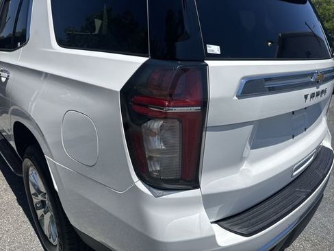 Used 2021 Chevrolet Tahoe Premier w/ Premium Package AWD/4WD image 35