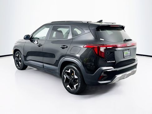 Used 2025 Kia Seltos S image 5