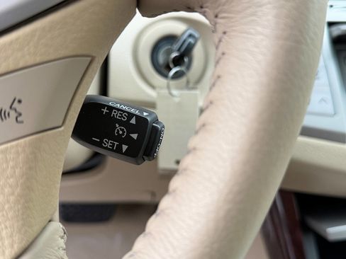 Used 2008 Toyota Avalon XLS image 53