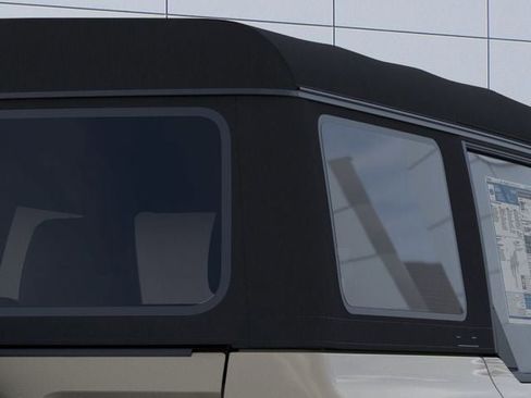 New 2025 Ford Bronco 4-Door AWD/4WD image 25