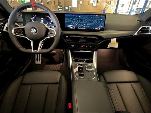 Used 2026 BMW M440i Coupe w/ Premium Package RWD image 5