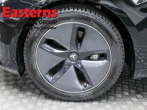 Used 2018 Tesla Model 3 Long Range image 29