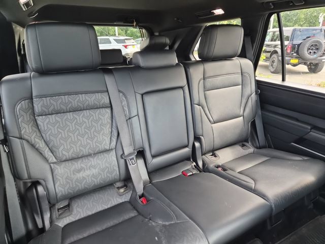 Used 2025 Toyota Sequoia SR5 w/ SR5 Premium Package AWD/4WD image 22