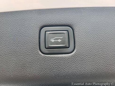 Certified 2020 Chevrolet Blazer RS FWD image 24