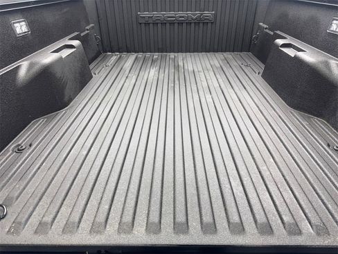 Used 2025 Toyota Tacoma SR5 image 81