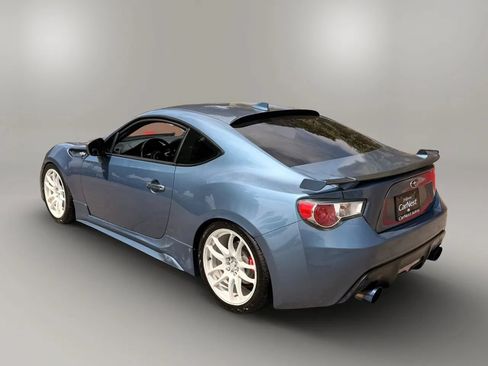Used 2018 Subaru BRZ Limited w/ 50th Anniversary Edition RWD image 11