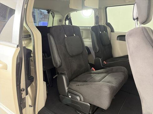 Used 2013 Dodge Grand Caravan Crew w/ Driver Convenience Group image 26