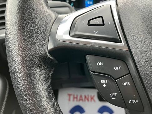 Used 2024 Ford Edge Titanium AWD/4WD image 4