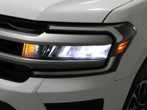 Certified 2024 Ford Expedition Max XLT image 59