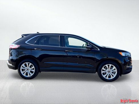 Used 2023 Ford Edge Titanium AWD/4WD image 5
