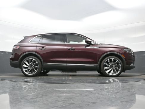 Used 2023 Lincoln Nautilus Reserve w/ Equipment Group 202A AWD/4WD image 34