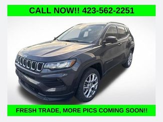 Used 2024 Jeep Compass Latitude AWD/4WD video 1
