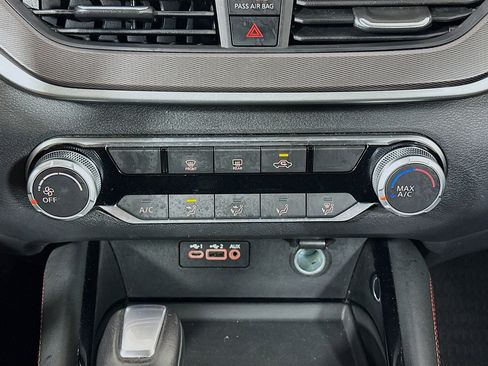 Used 2024 Nissan Altima 2.5 SR image 22