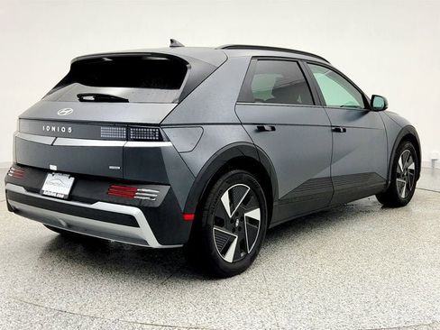Used 2025 Hyundai Ioniq 5 SEL image 5