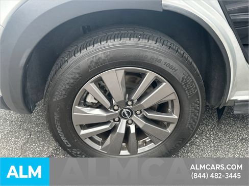 Used 2025 Nissan Pathfinder SV FWD image 20
