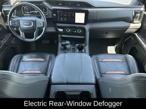 Used 2024 GMC Sierra 1500 AT4 w/ Technology Package AWD/4WD image 11