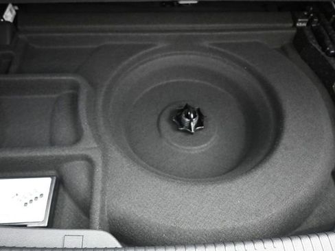 New 2026 Volkswagen Atlas SE FWD image 16