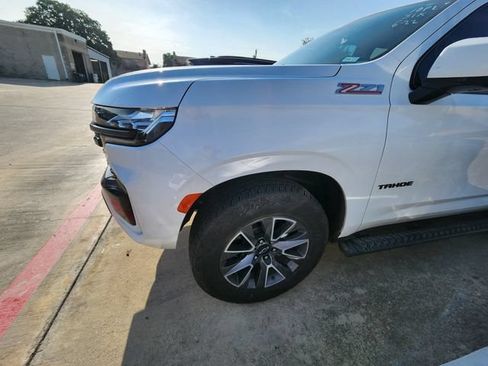 Used 2024 Chevrolet Tahoe Z71 w/ Luxury Package AWD/4WD image 7