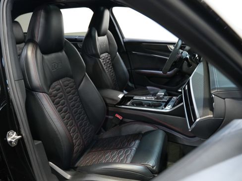 Used 2021 Audi RS 6 w/ Carbon Optic Package image 33