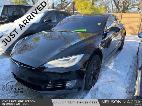Used 2020 Tesla Model S Long Range image 1