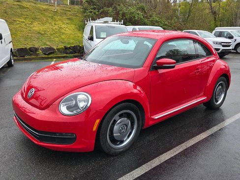 Used 2013 Volkswagen Beetle 2.5 image 3