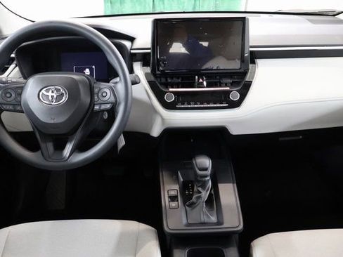 New 2026 Toyota Corolla Cross L image 12